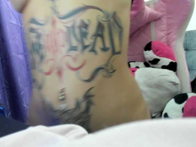 Jeniferbody000 live cam on BongaCams