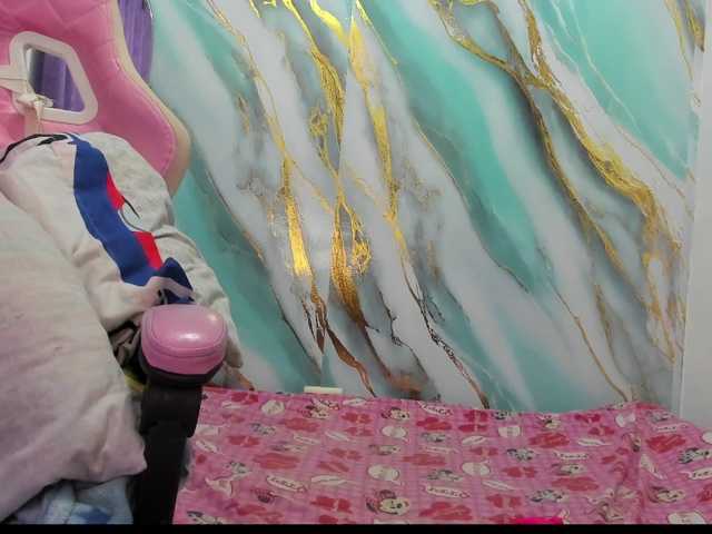 Jeniferbody000 live cam on BongaCams