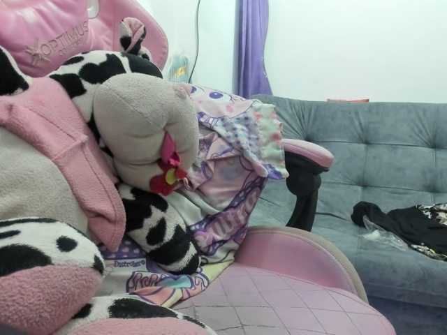 Jeniferbody000 live cam on BongaCams