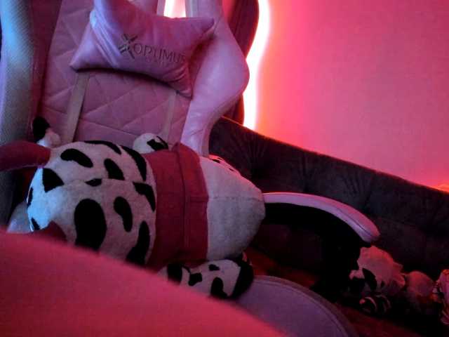 Jeniferbody000 live cam on BongaCams