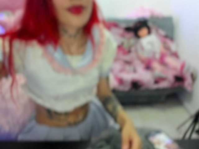 Jeniferbody000 live cam on BongaCams