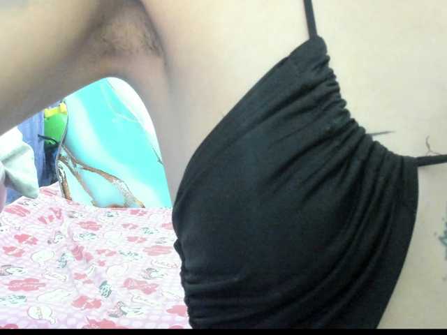 Jeniferbody000 live cam on BongaCams
