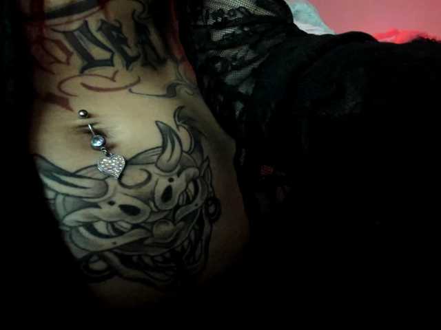 Jeniferbody000 live cam on BongaCams