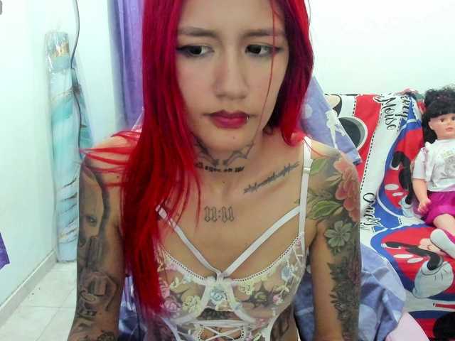 Jeniferbody000 live cam on BongaCams