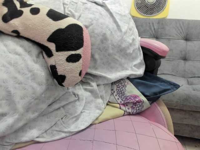 Jeniferbody000 live cam on BongaCams