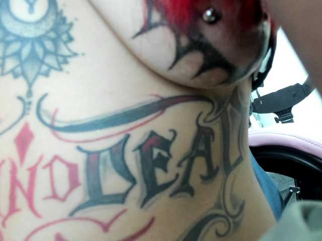 Jeniferbody000 live cam on BongaCams