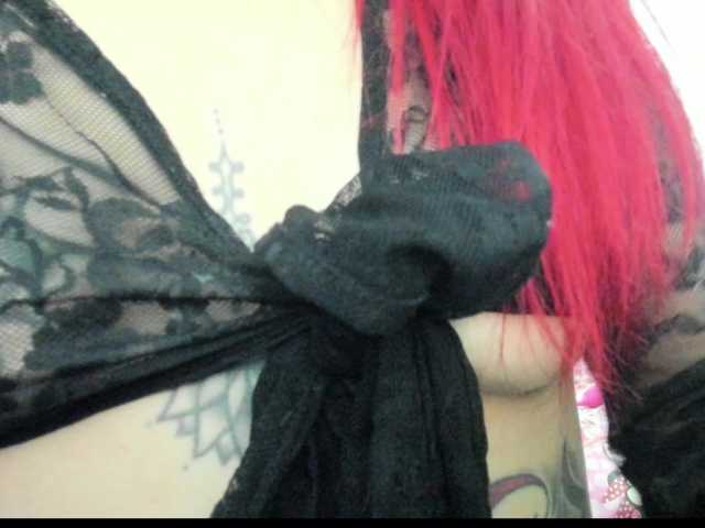 Jeniferbody000 live cam on BongaCams