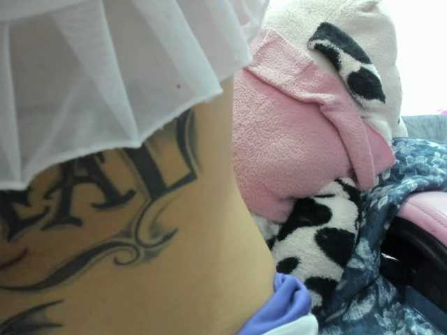 Jeniferbody000 live cam on BongaCams