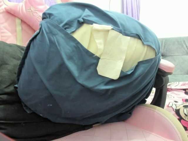 Jeniferbody000 live cam on BongaCams