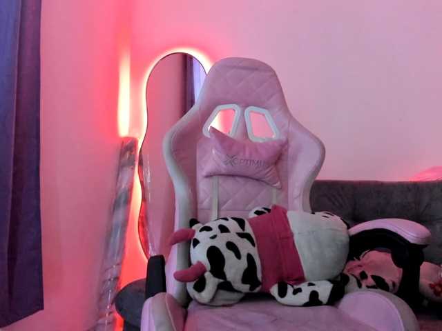 Jeniferbody000 live cam on BongaCams