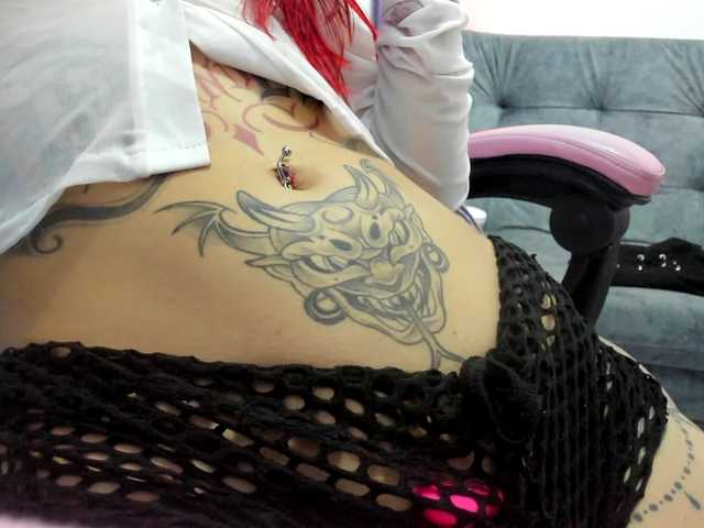 Jeniferbody000 live cam on BongaCams
