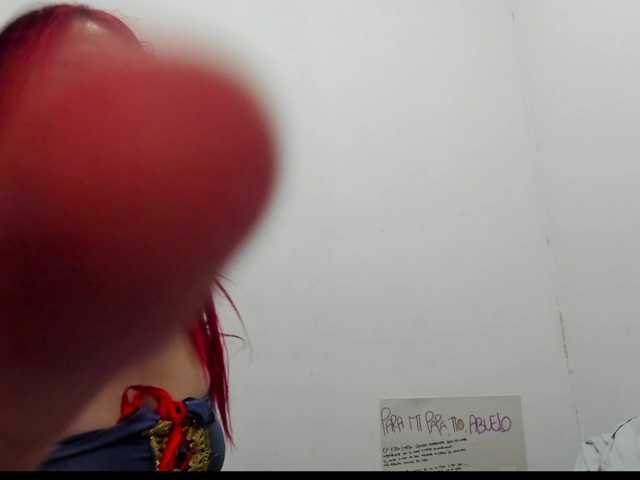 Jeniferbody live cam preview