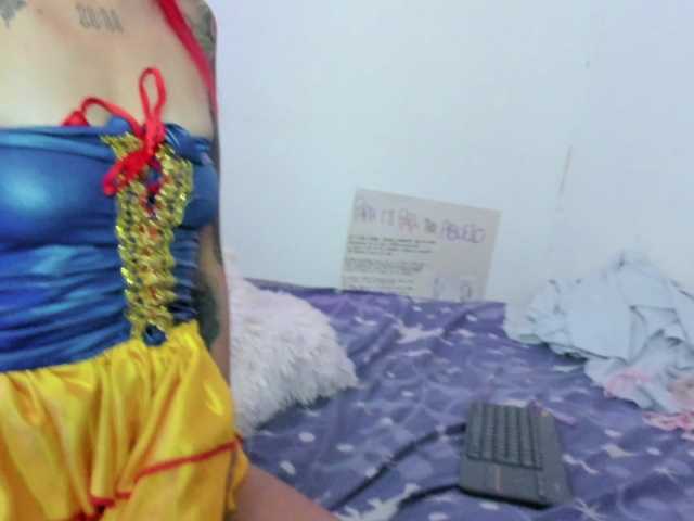 Jeniferbody live cam preview