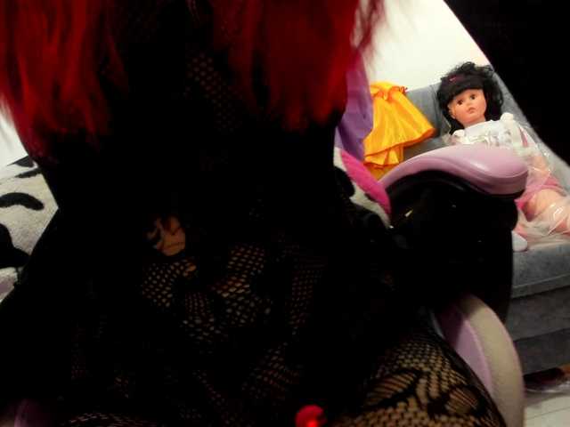 Jeniferbody000 live cam on BongaCams