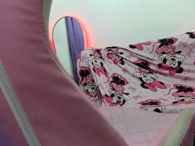 Jeniferbody000 live cam on BongaCams