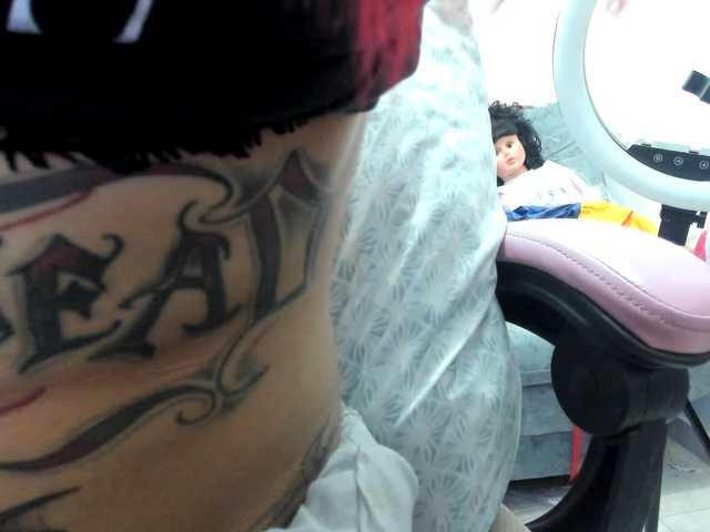 Jeniferbody live webcam show