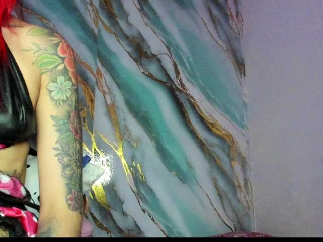 Jeniferbody000 live cam on BongaCams