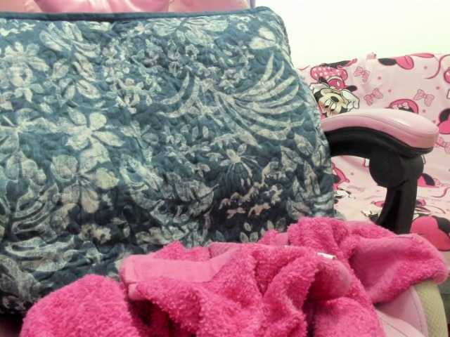 Jeniferbody000 live cam on BongaCams