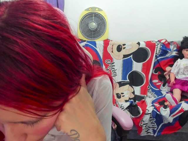 Jeniferbody000 live cam on BongaCams