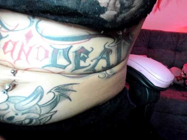 Jeniferbody000 live cam on BongaCams