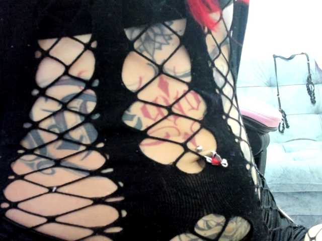 Jeniferbody000 live cam on BongaCams