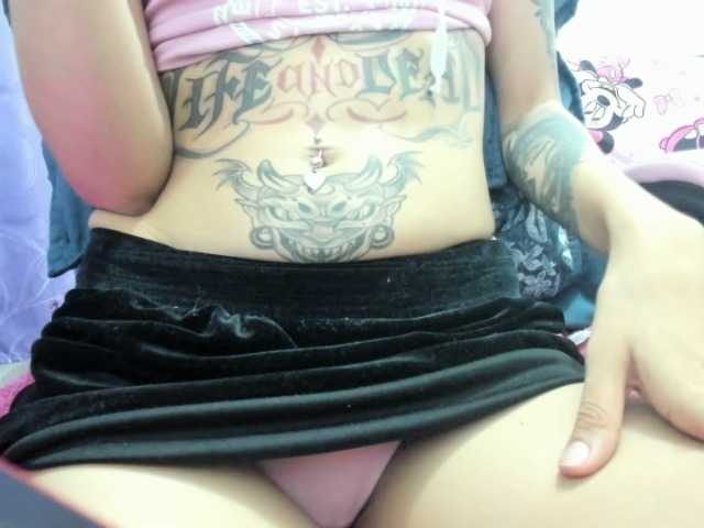 Jeniferbody000 live cam on BongaCams