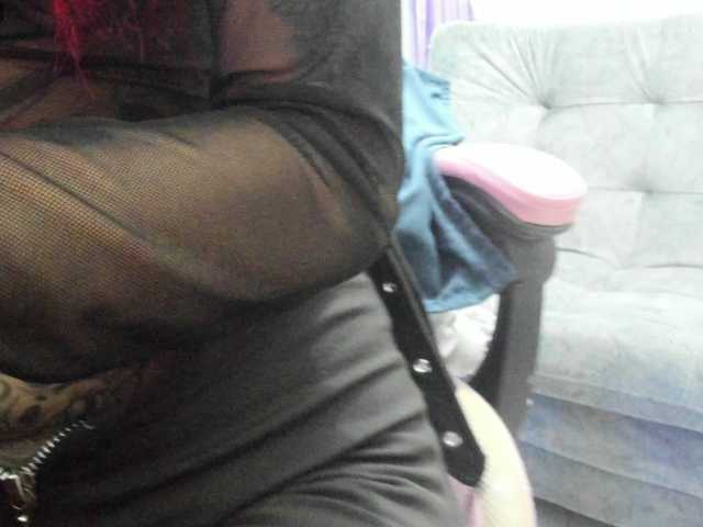 Jeniferbody000 live cam on BongaCams