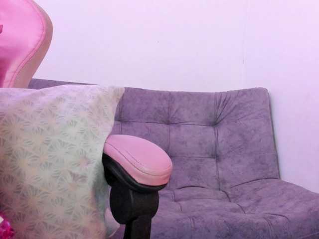 Jeniferbody live cam preview