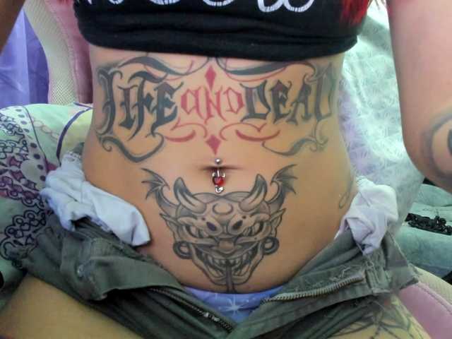 Jeniferbody live webcam show