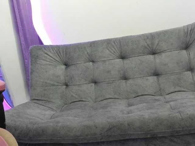 Jeniferbody000 live cam on BongaCams