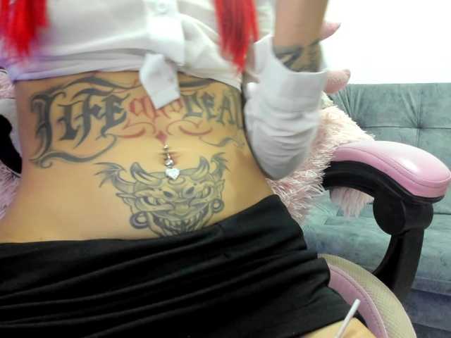 Jeniferbody000 live cam on BongaCams