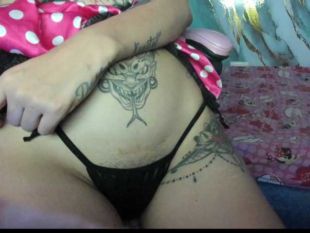 Jeniferbody000 live cam on BongaCams