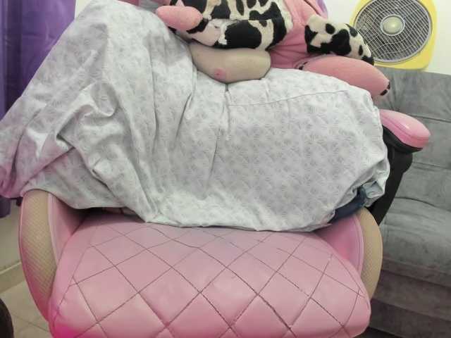 Jeniferbody000 live cam on BongaCams