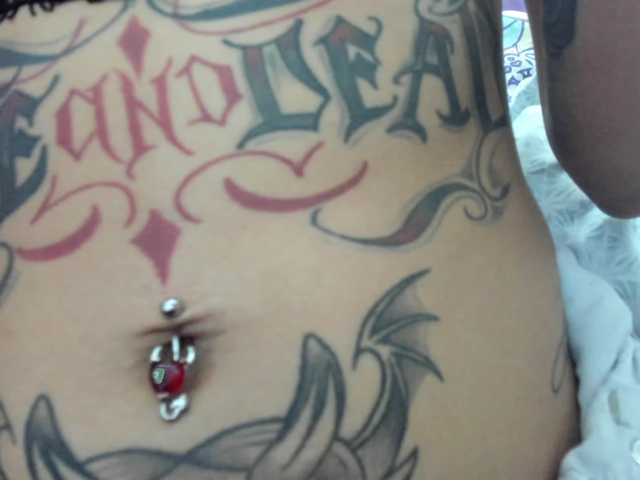 Jeniferbody live webcam show