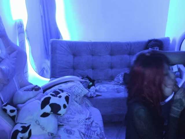Jeniferbody000 live cam on BongaCams