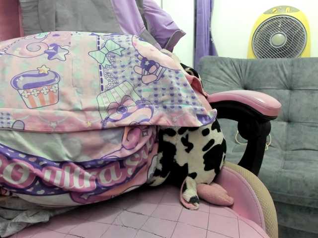 Jeniferbody000 live cam on BongaCams