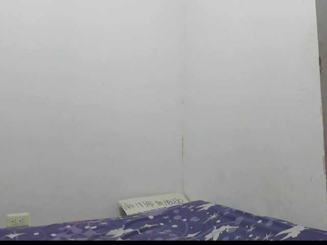 Jeniferbody000 live cam on BongaCams