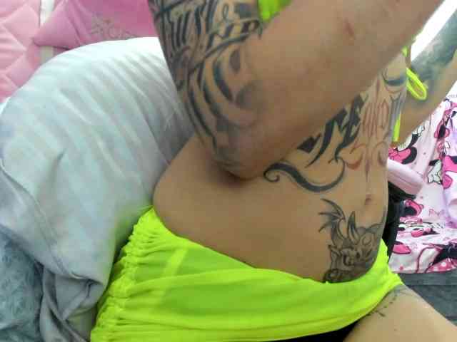 Jeniferbody000 Live Webcam on BongaCams