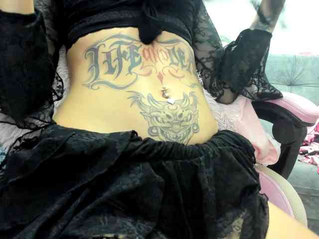 Jeniferbody webcam