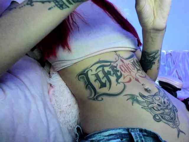 Jeniferbody webcam