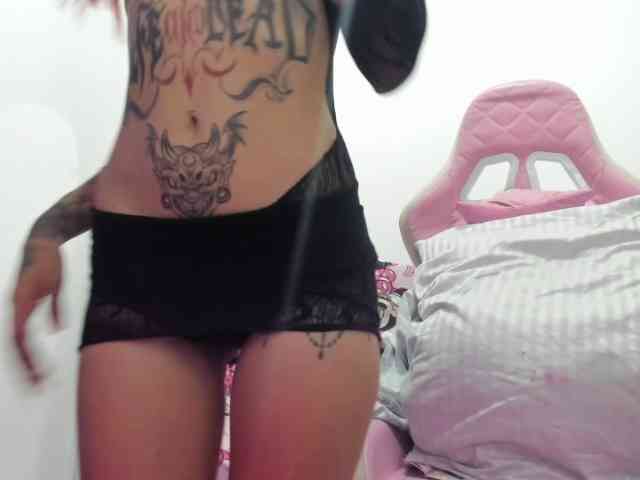 Jeniferbody webcam