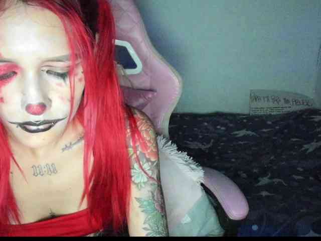 Jeniferbody webcam
