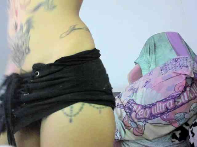 Jeniferbody webcam