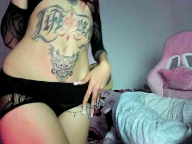 Jeniferbody webcam