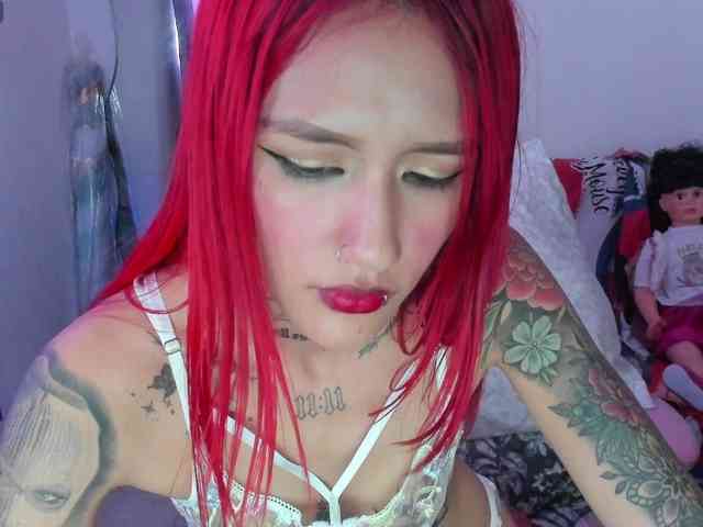 Jeniferbody webcam