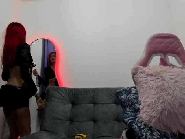 Jeniferbody webcam