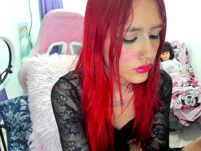Jeniferbody webcam