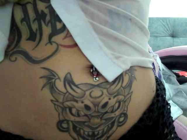 Jeniferbody webcam