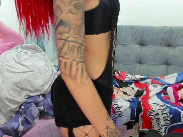 Jeniferbody webcam