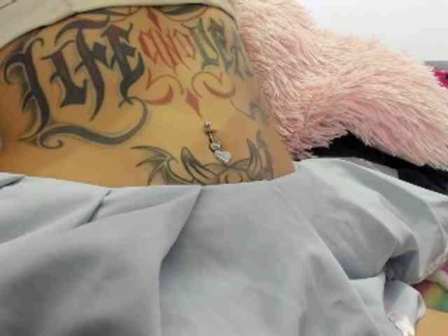 Jeniferbody webcam